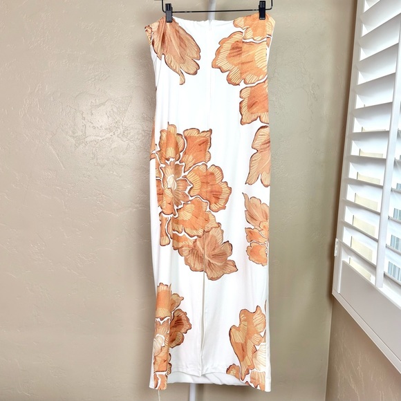 New Commense Strapless Dress Medium in White and Gold Floral (Small Flaw) - Picture 6 of 11